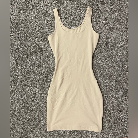 Dress Spanx/Slip - Picture 1 of 6